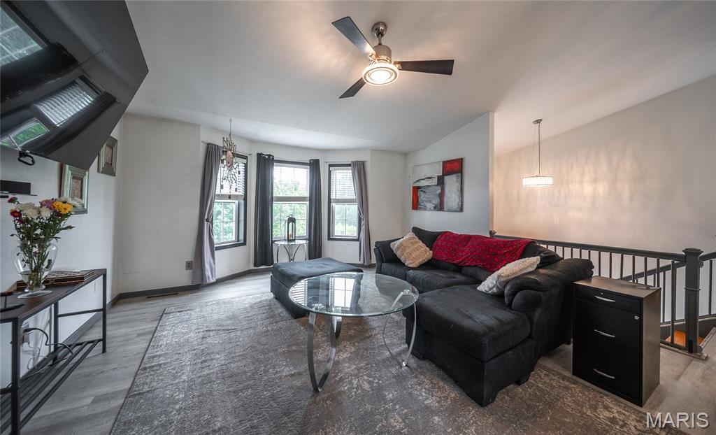 Vienna Oaks Sub - Residential