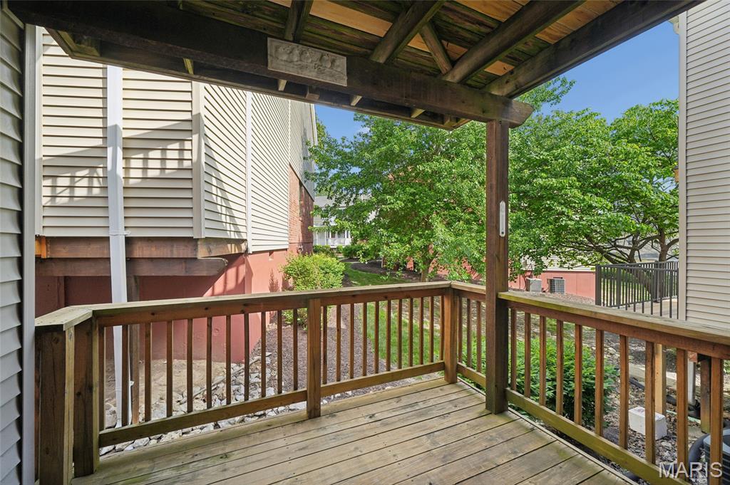 Brentwood Forest Condo Ph Seven - Residential