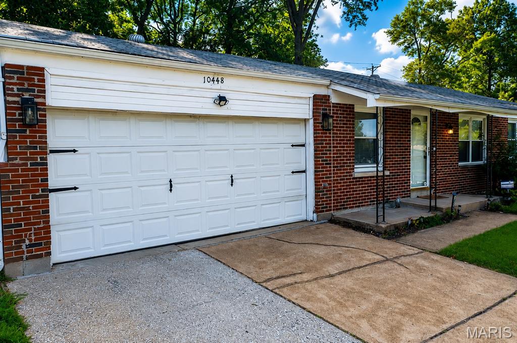 10448 Quaker Drive
