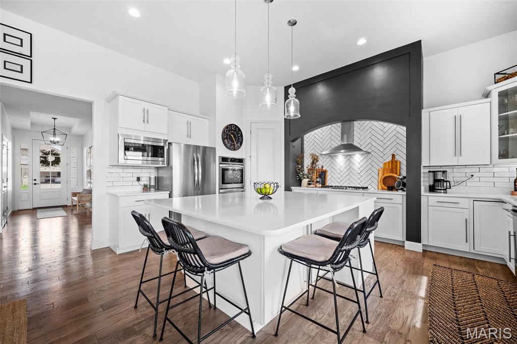932 Colebrook Court