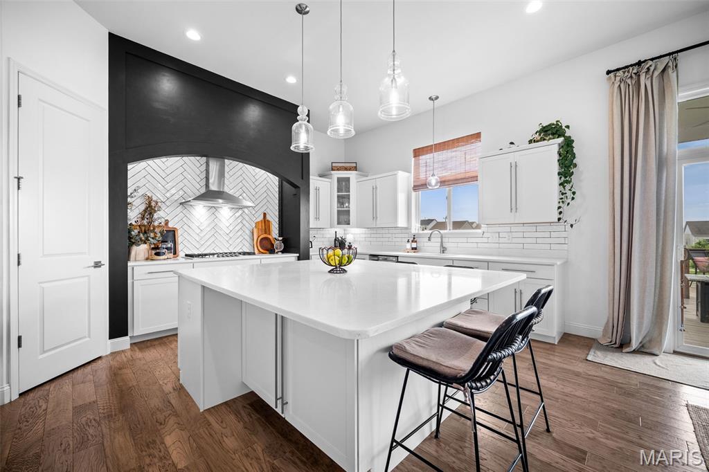 932 Colebrook Court