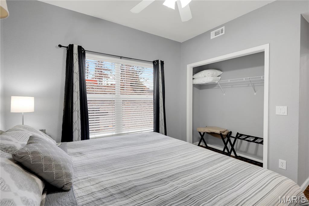 Robins at Waters Edge Condiminium - Residential