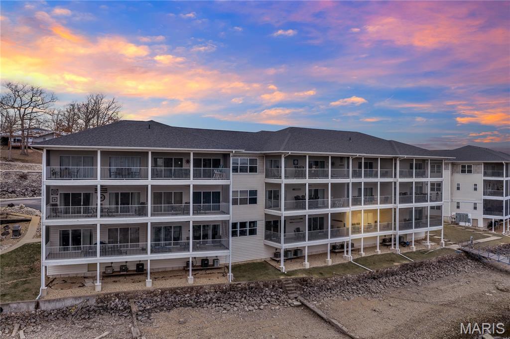 Robins at Waters Edge Condiminium - Residential