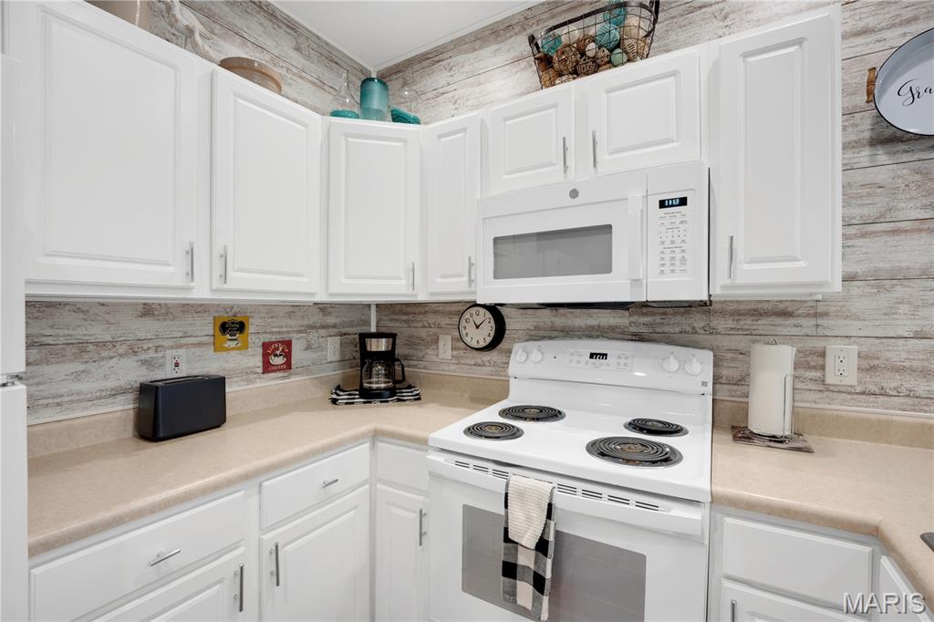 Robins at Waters Edge Condiminium - Residential