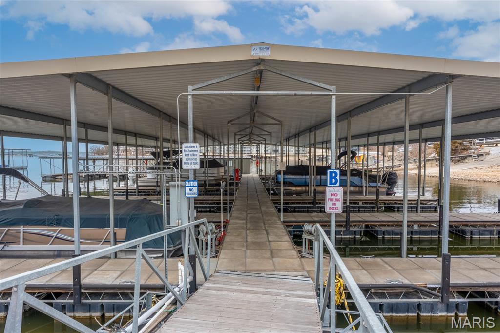 Robins at Waters Edge Condiminium - Residential