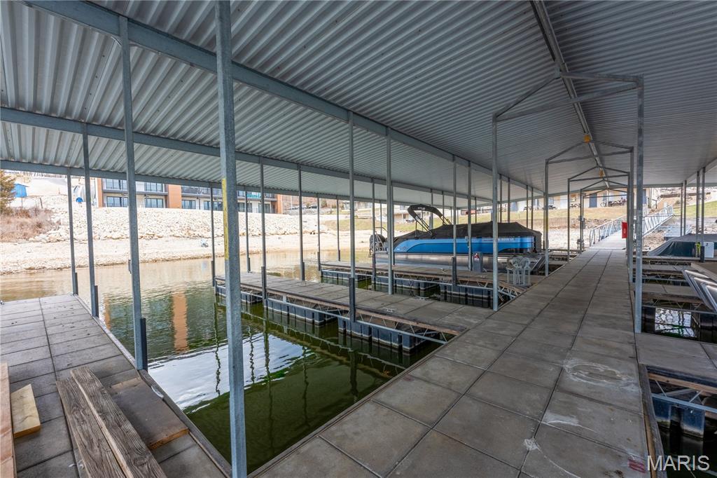 Robins at Waters Edge Condiminium - Residential