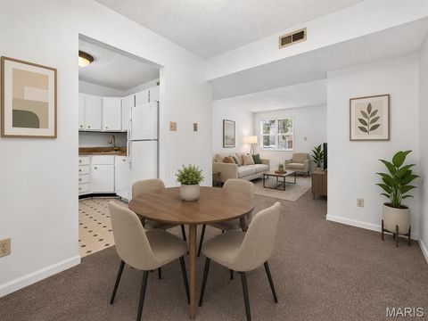 Tiny photo for 9194 Wrenwood Lane, Brentwood, MO 63144 (MLS # 26046602)