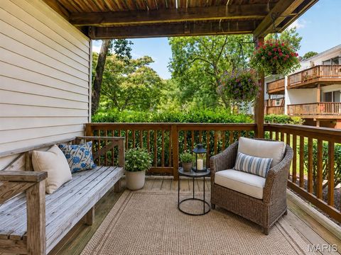 Tiny photo for 9194 Wrenwood Lane, Brentwood, MO 63144 (MLS # 26046602)
