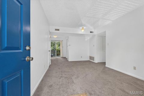 Tiny photo for 9194 Wrenwood Lane, Brentwood, MO 63144 (MLS # 26046602)