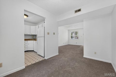 Tiny photo for 9194 Wrenwood Lane, Brentwood, MO 63144 (MLS # 26046602)