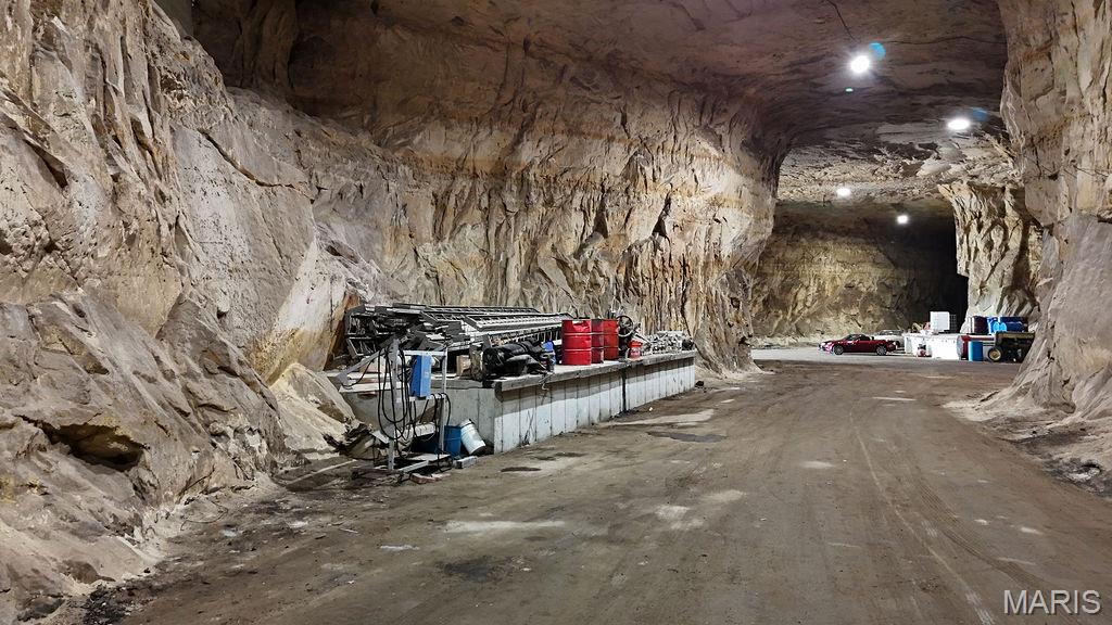 none - Commercial Sale