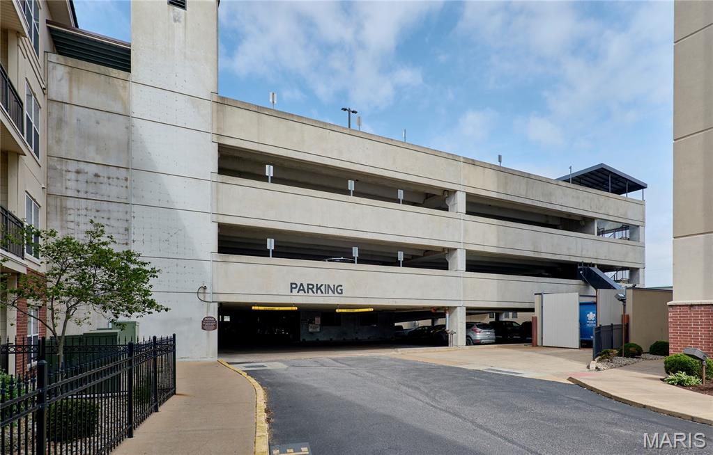 Hanley Station Condo - Residential