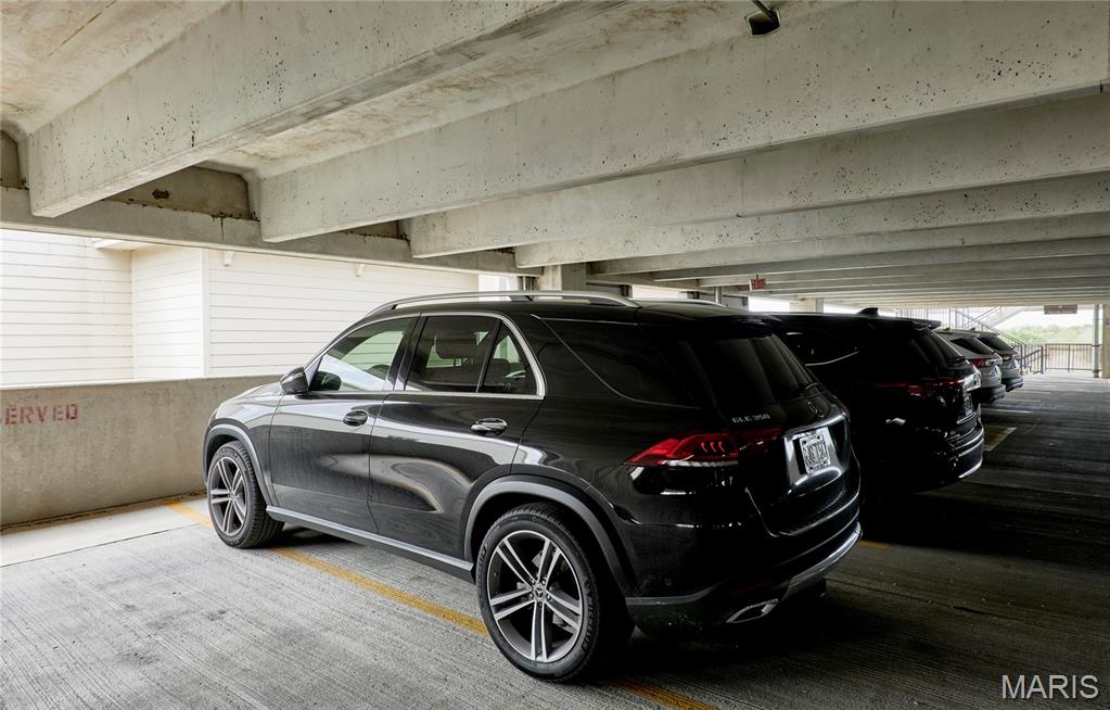 Hanley Station Condo - Residential