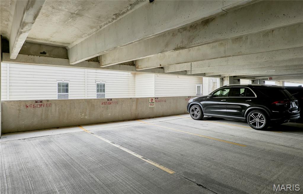 Hanley Station Condo - Residential