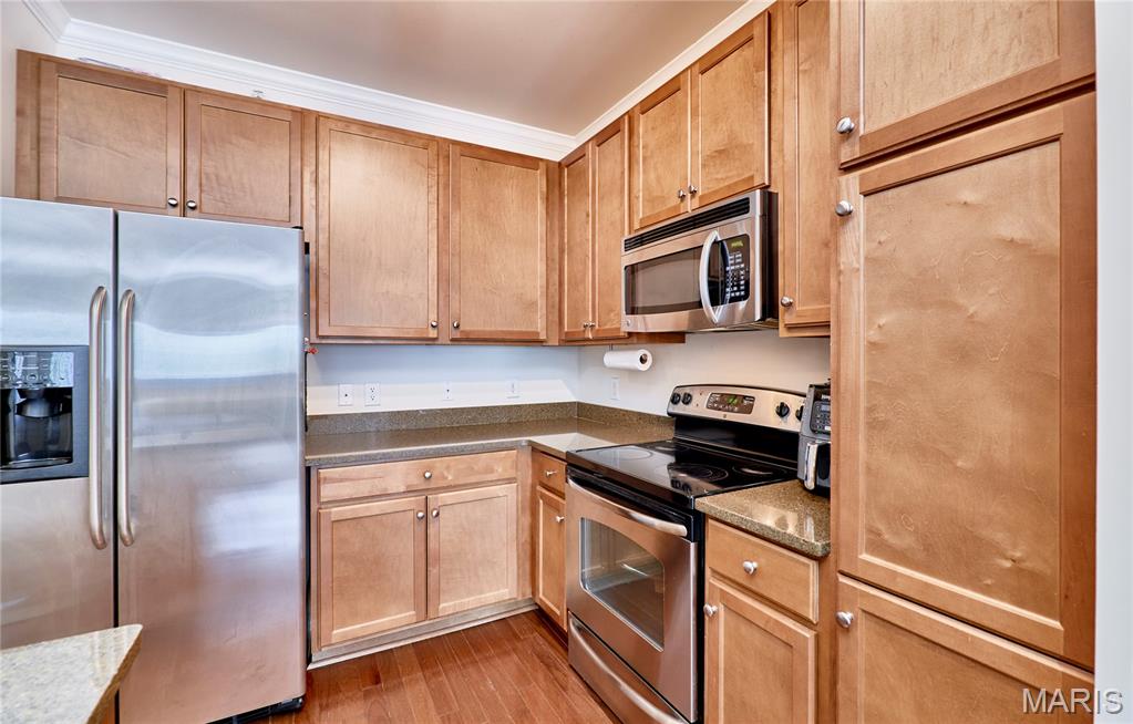 Hanley Station Condo - Residential