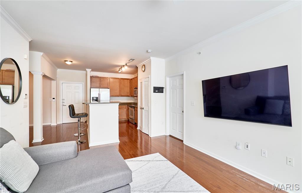 Hanley Station Condo - Residential
