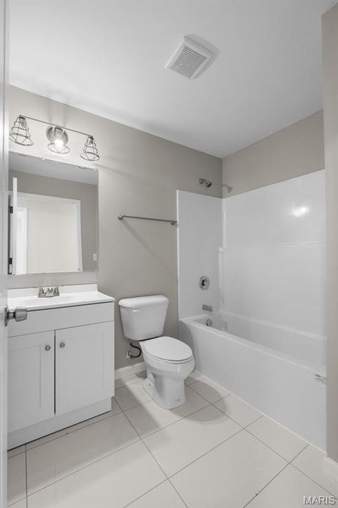 Tiny photo for 125 E Arlee Avenue, St Louis, MO 63125 (MLS # 26058645)