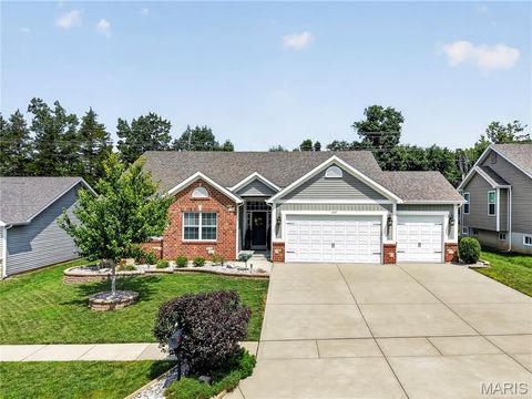 Photo of 1809 Barclay Trail Drive, Wentzville, MO 63385 (MLS # 26045329)