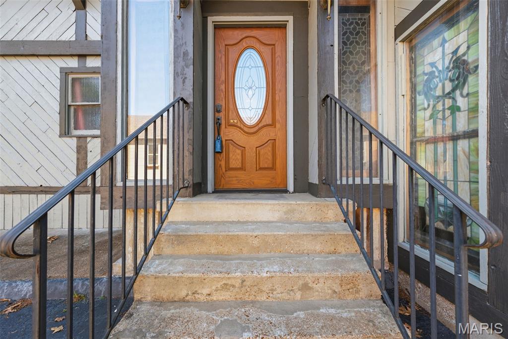 418 Oak Tree Drive