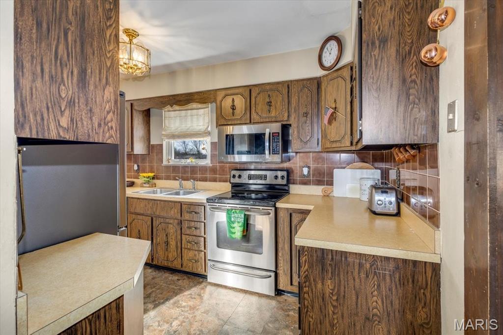 Sec 23 Township 43 R 6 - Residential