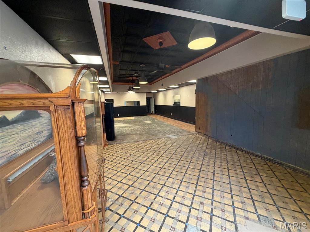 Photo of 403 Broadway, Hannibal, MO 63401 (MLS # 26013122)