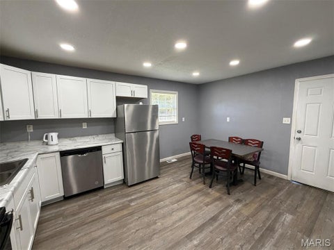Tiny photo for 1403 S 12th Street, Poplar Bluff, MO 63901 (MLS # 26069003)
