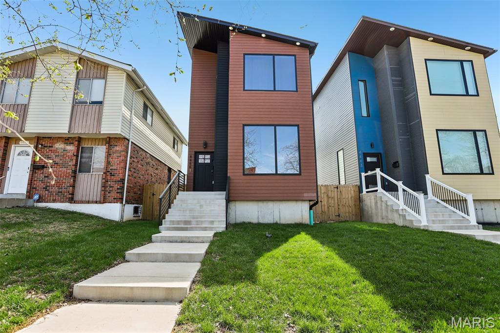 Laclede Race Course - Residential