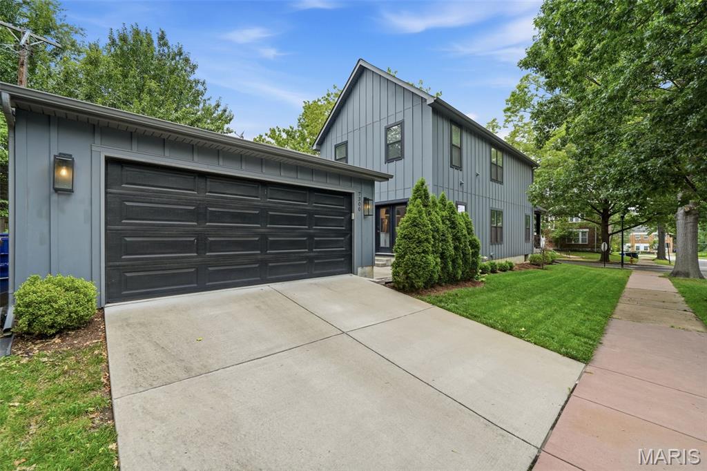 Photo of 7300 Amherst Avenue, University City, MO 63130 (MLS # 26041048)