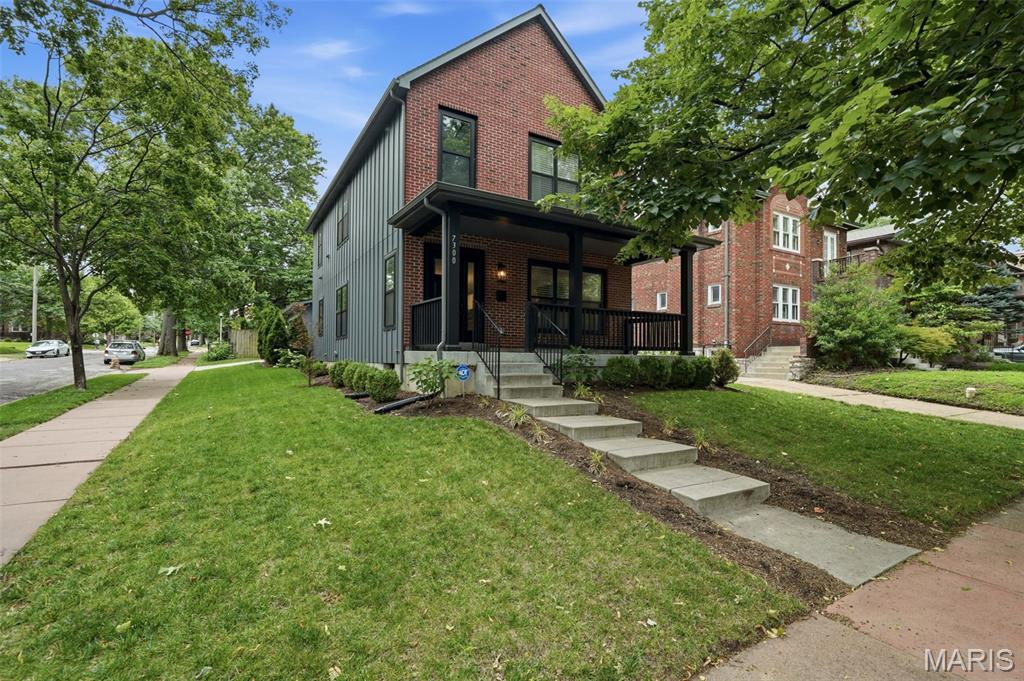 Photo of 7300 Amherst Avenue, University City, MO 63130 (MLS # 26041048)