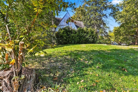 Tiny photo for 833 S Sappington Road, Crestwood, MO 63126 (MLS # 26064026)