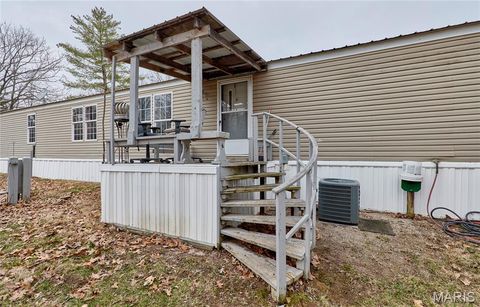 Tiny photo for 748 Walker Road, Troy, MO 63379 (MLS # 26011041)