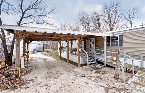 Tiny photo for 748 Walker Road, Troy, MO 63379 (MLS # 26011041)