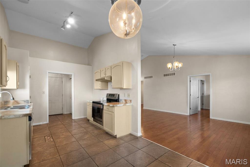 Richmond Place - Residential