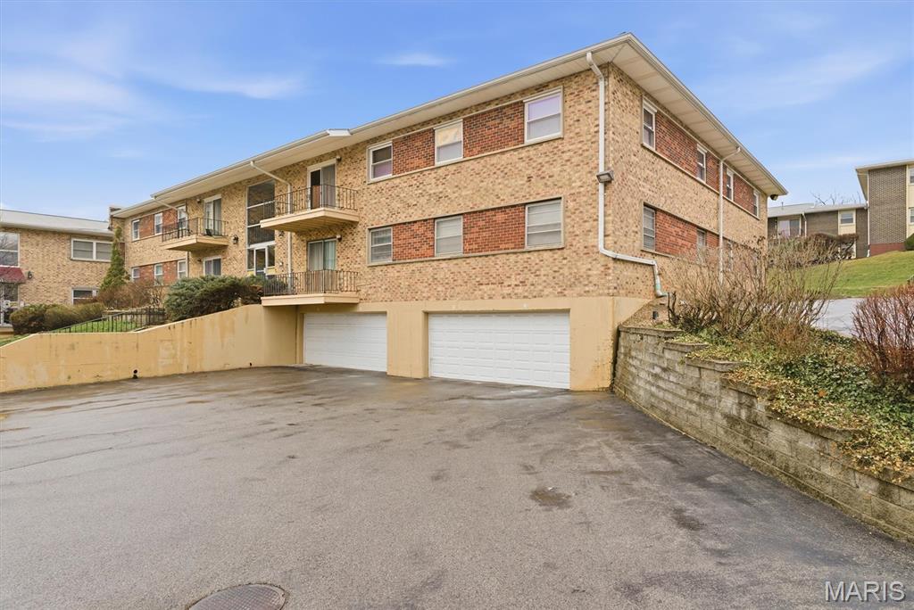 10387 Forest Brook Lane F