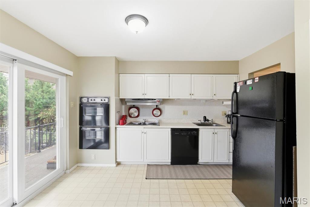 Lin Capri Condo - Residential