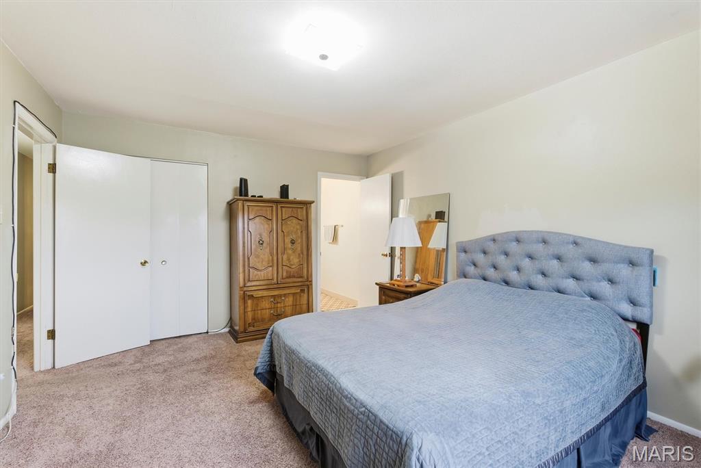 Lin Capri Condo - Residential