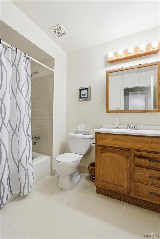 Lin Capri Condo - Residential