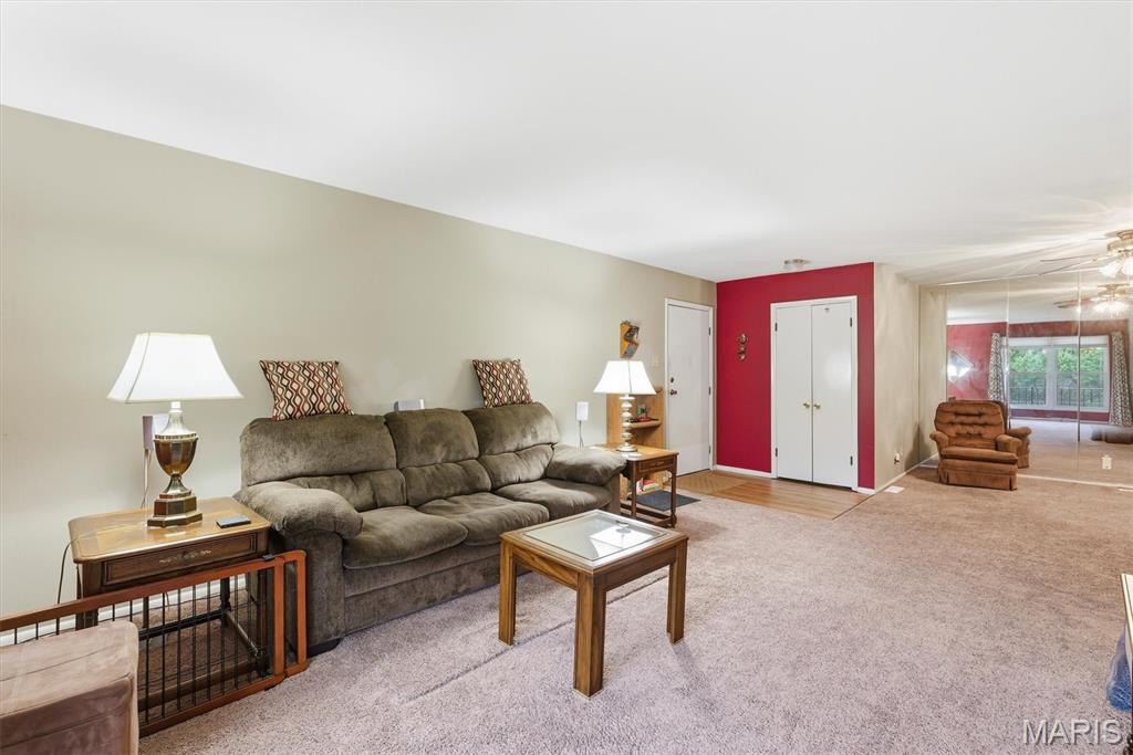 Lin Capri Condo - Residential