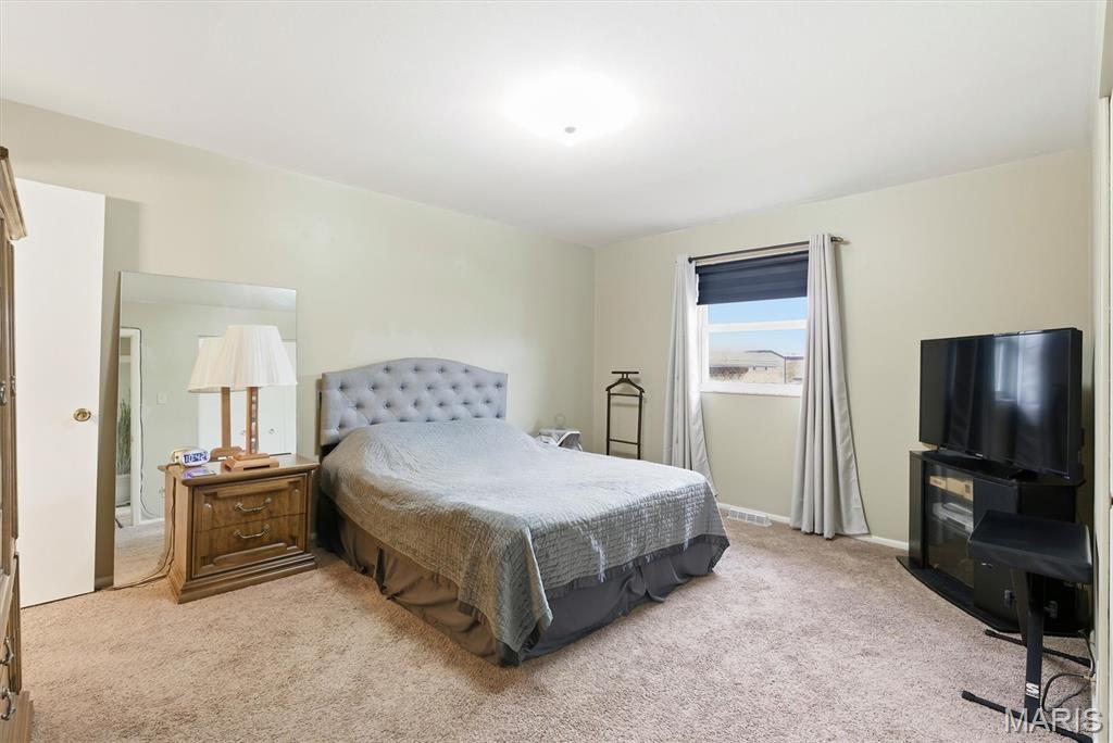 Lin Capri Condo - Residential