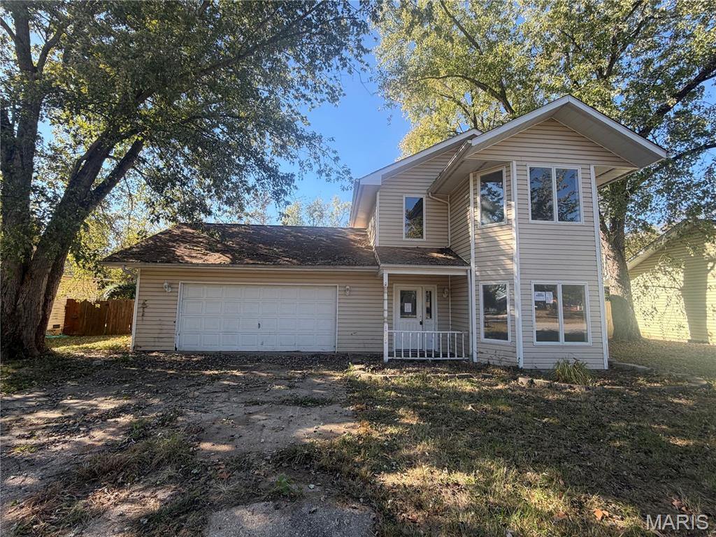 Photo of 1202 Winchester Drive, Rolla, MO 65401 (MLS # 26068156)