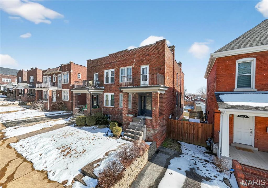 1446-1448 Tamm Condos - Residential