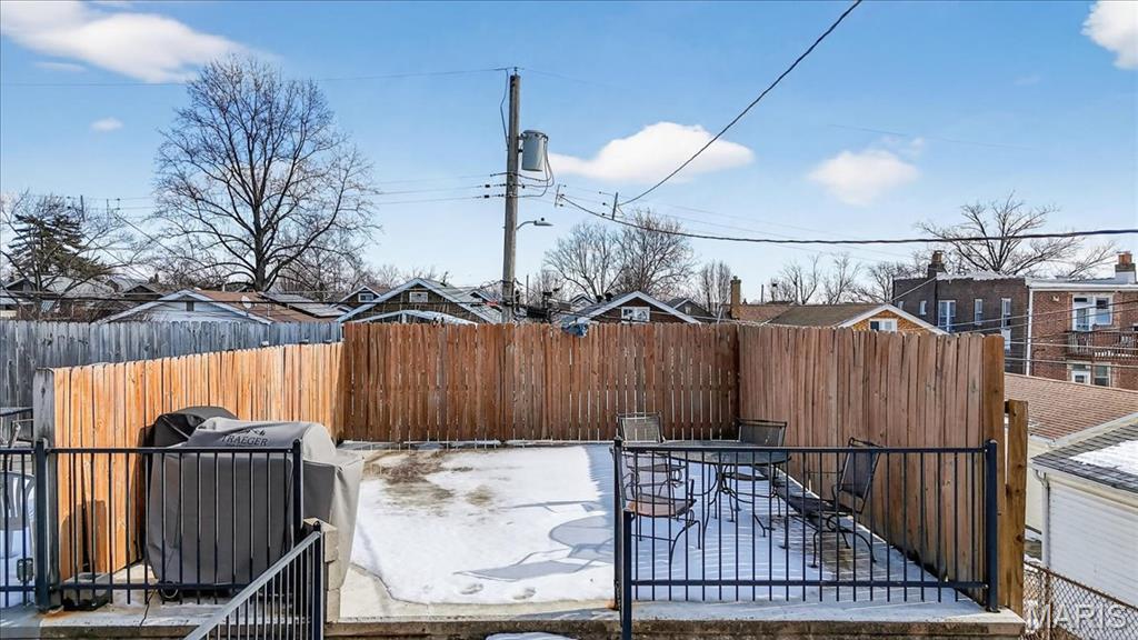 1446-1448 Tamm Condos - Residential