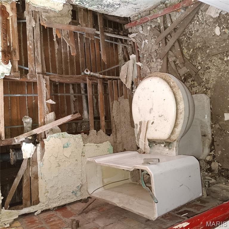 Marcus Ave Heights Add - Commercial Sale