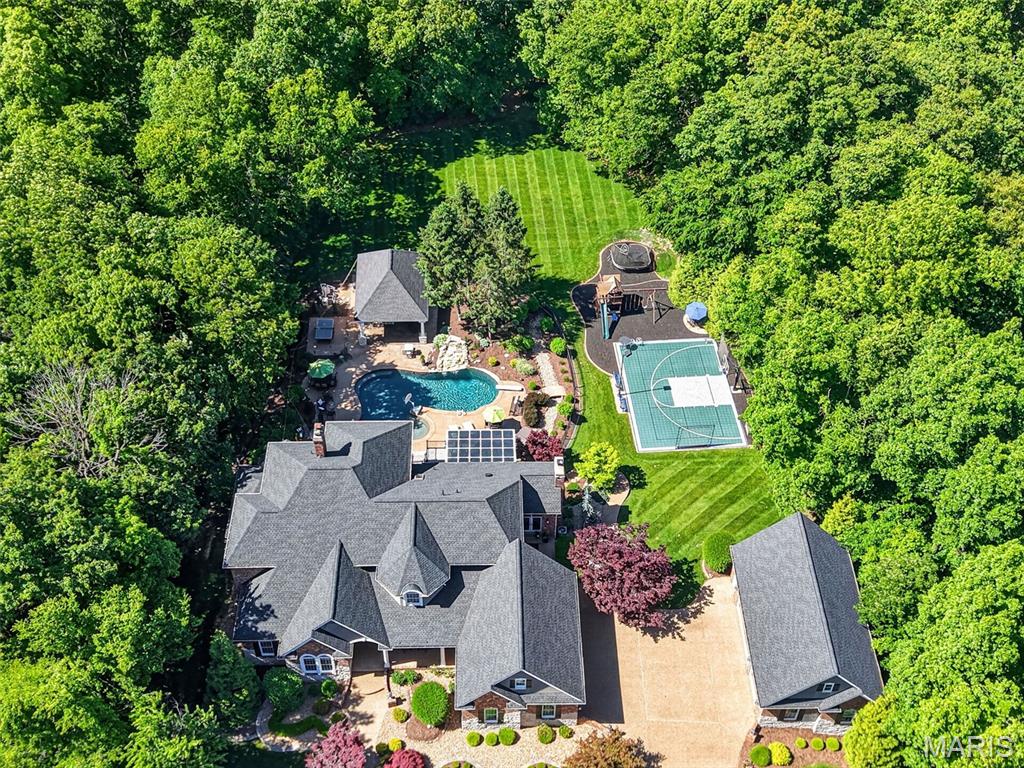 910 Peruque View Drive