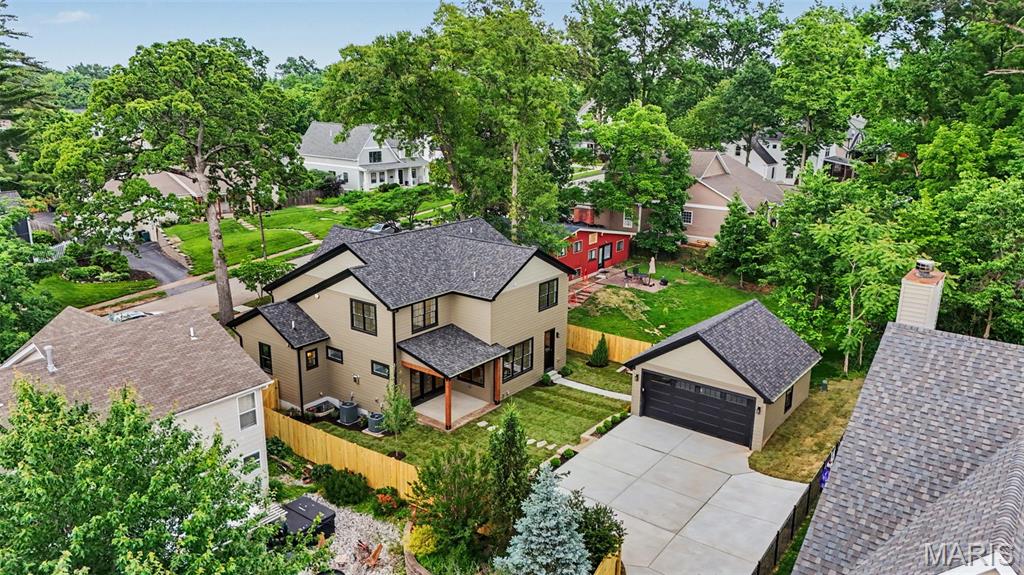 Martha McKnight Estate - Residential