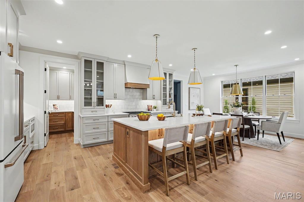 Martha McKnight Estate - Residential