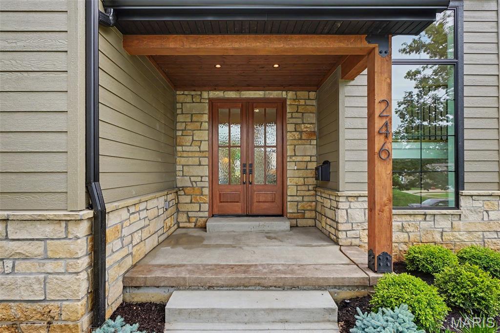 Martha McKnight Estate - Residential