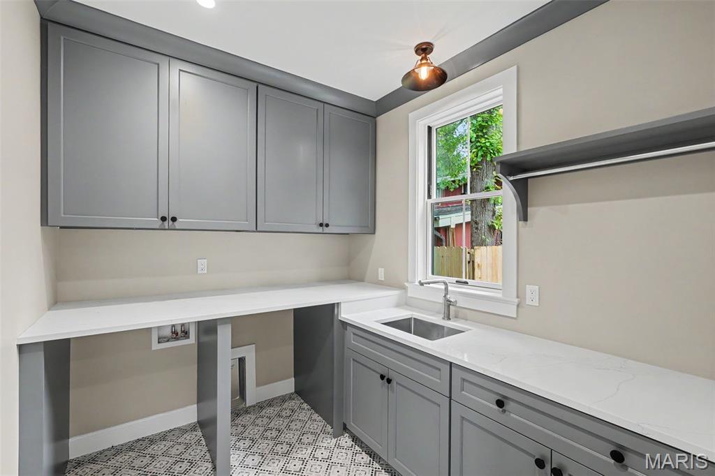 Martha McKnight Estate - Residential