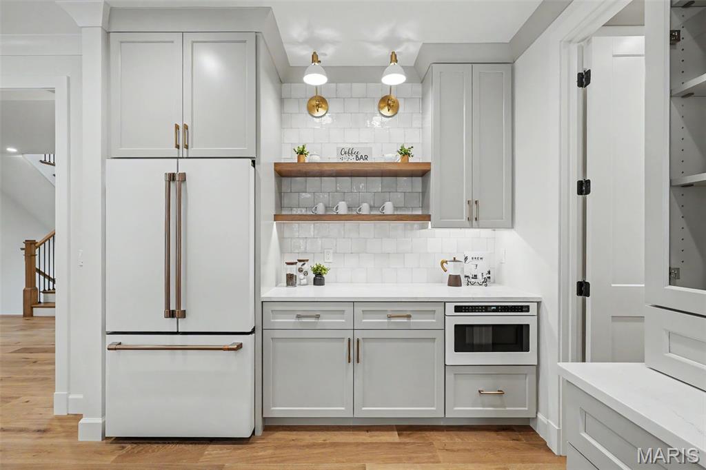 Martha McKnight Estate - Residential