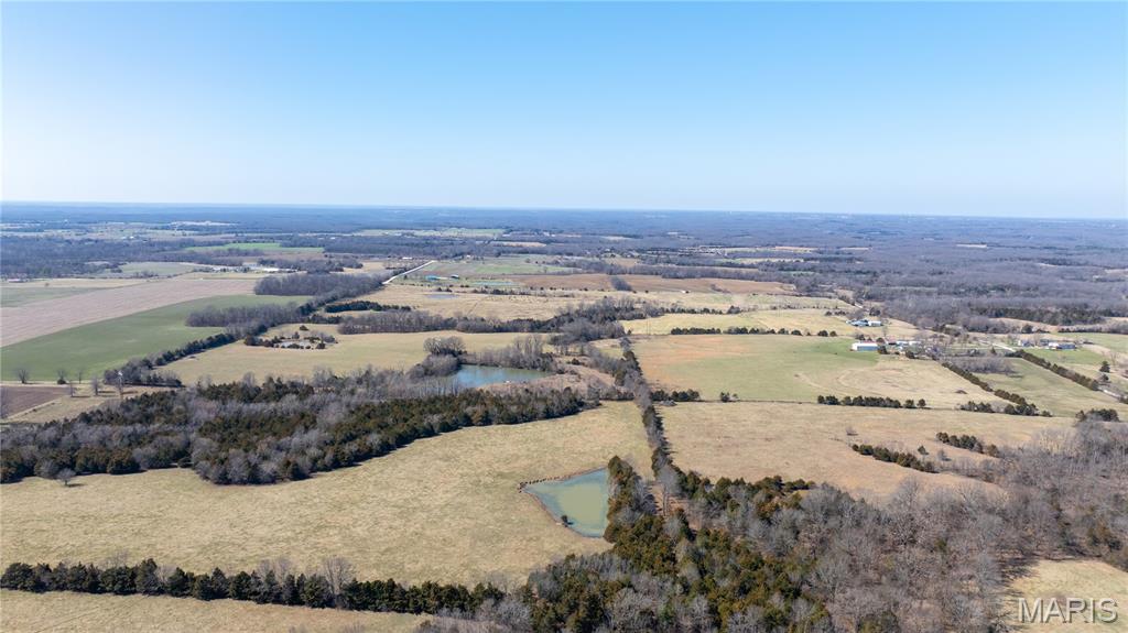 New Bloomfield - Land
